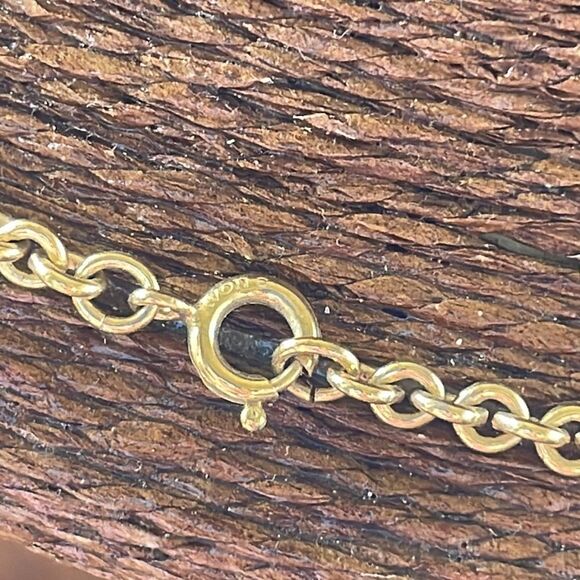Vintage Avon Gold Chain Necklace - Picture 3 of 5